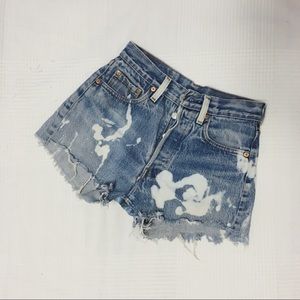 Real Vintage Levi’s 501 light wash shorts size 24